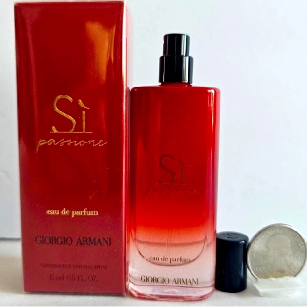 Giorgio Armani Sì Passione Red Gradient Eau de Parfum
